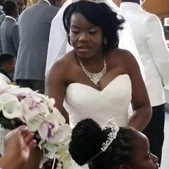 Meet your Posher, Zonnie - Picture 2 of 5